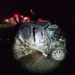 Acidente deixa três mortos na SC-108 em Blumenau (1)