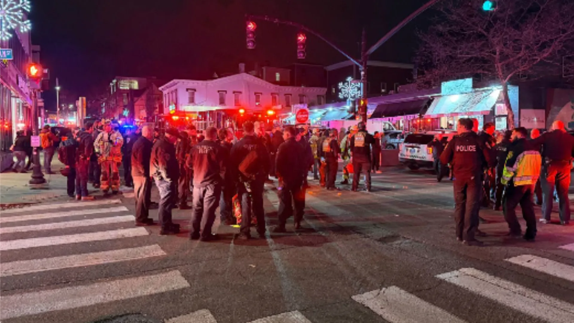 Atirador abre fogo próximo à universidade nos Estados Unidos e deixa múltiplos feridos – Reprodução/CNN