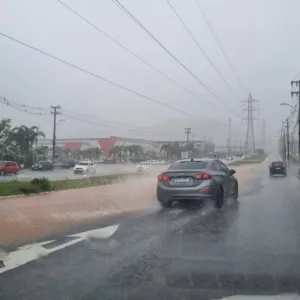 BR-101 registra pontos de alagamento em Biguaçu e São José - Foto: PMSJ / Divulgação