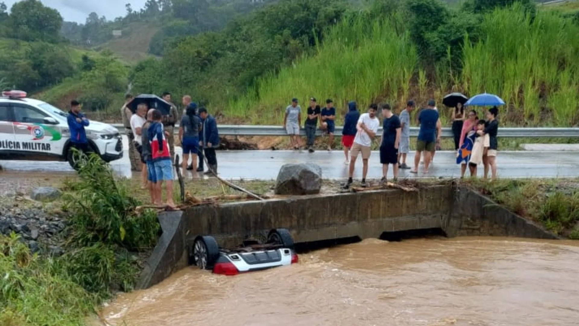 Bebê de um ano é a primeira morte confirmada em SC em decorrência das chuvas – Foto: Divulgação