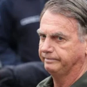 Bolsonaro fará cirurgia no Natal após autorização de Alexandre de Moraes.| Foto: Reprodução SBT News