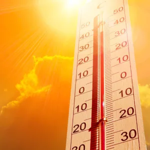 SC terá calor acima dos 35°C e risco de temporais nos próximos dias - Foto: Canva / Reprodução