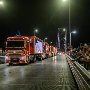 Caravana de Natal da Coca-Cola em Santa Catarina | Foto: Allan Carvalho/PMF