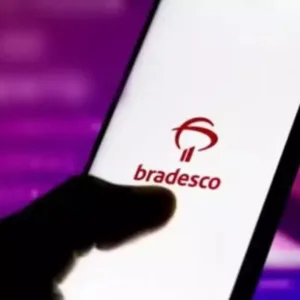 Downdetector registra instabilidade do Bradesco na manhã desta sexta-feira (12)