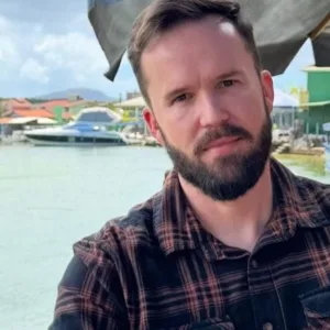 Empresário é assassinado a facadas em Camboriú e ex-marido é o principal suspeito