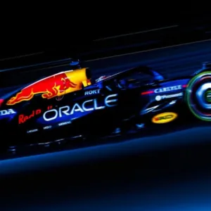 F1: com Arvid Lindblad e Hadjar equipes da Red Bull confirmam duplas para 2026 | Foto: @redbullracing | Redes Sociais