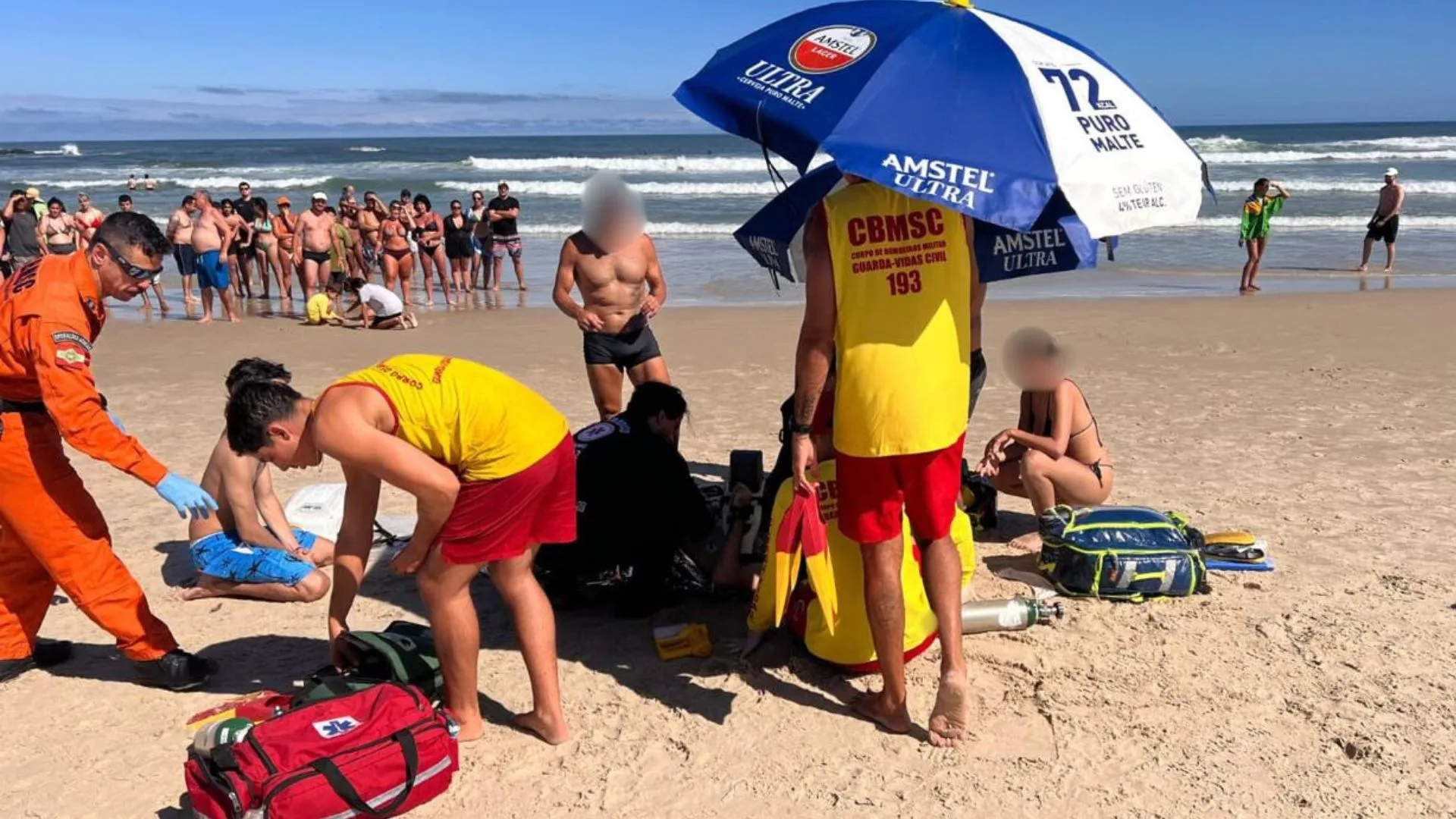 Homem de 29 anos morre afogado na praia da Joaquina, em Florianópolis – Foto: CBMSC / Divulgação