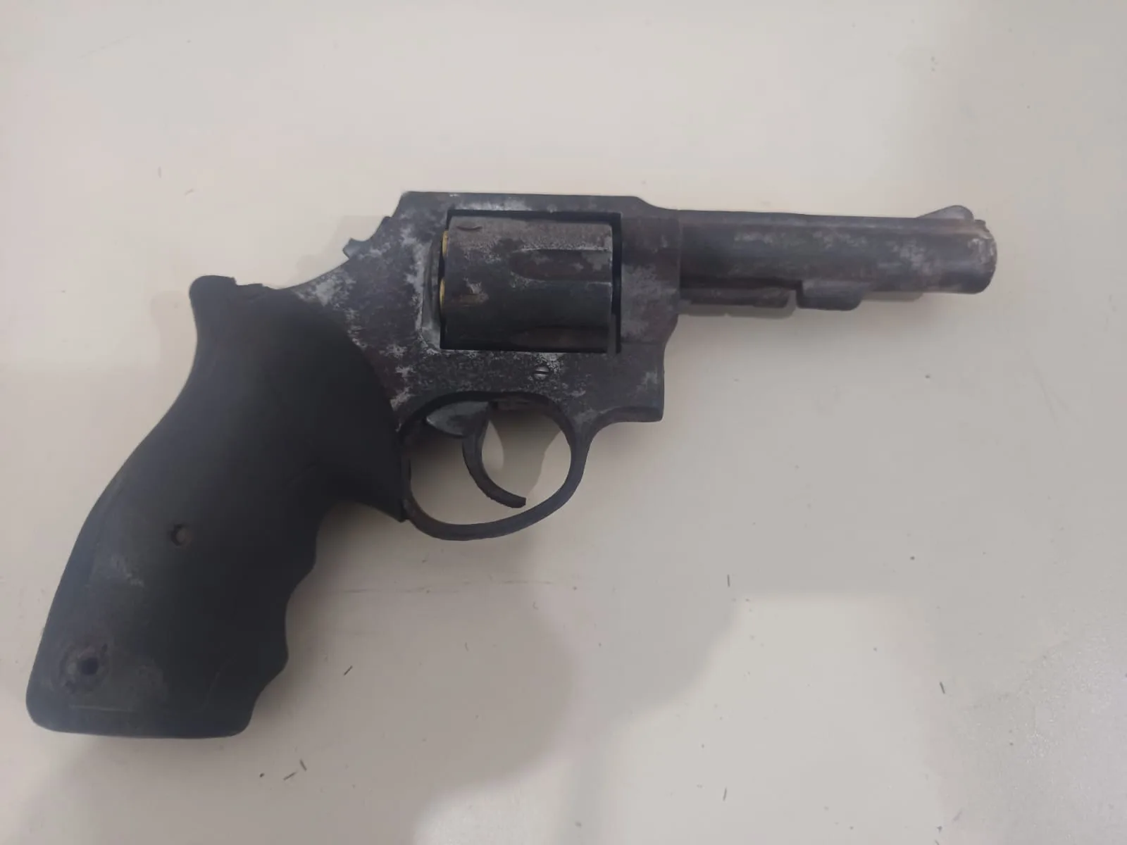 Homem morre em confronto com a polícia após fuga em Joinville