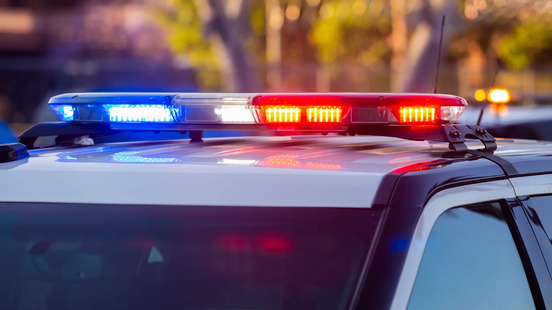 Homem sofre queimaduras no rosto durante briga por cobrança de dívida | Foto: Canva | Reprodução