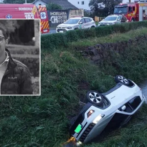 Identificado jovem que morreu após carro cair no Rio Carahá em Lages