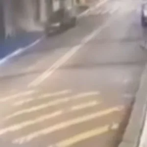 VÍDEO: mulher persegue, atropela e mata ex-namorado e a amiga dele  | Foto: reprodução / SBT News. 