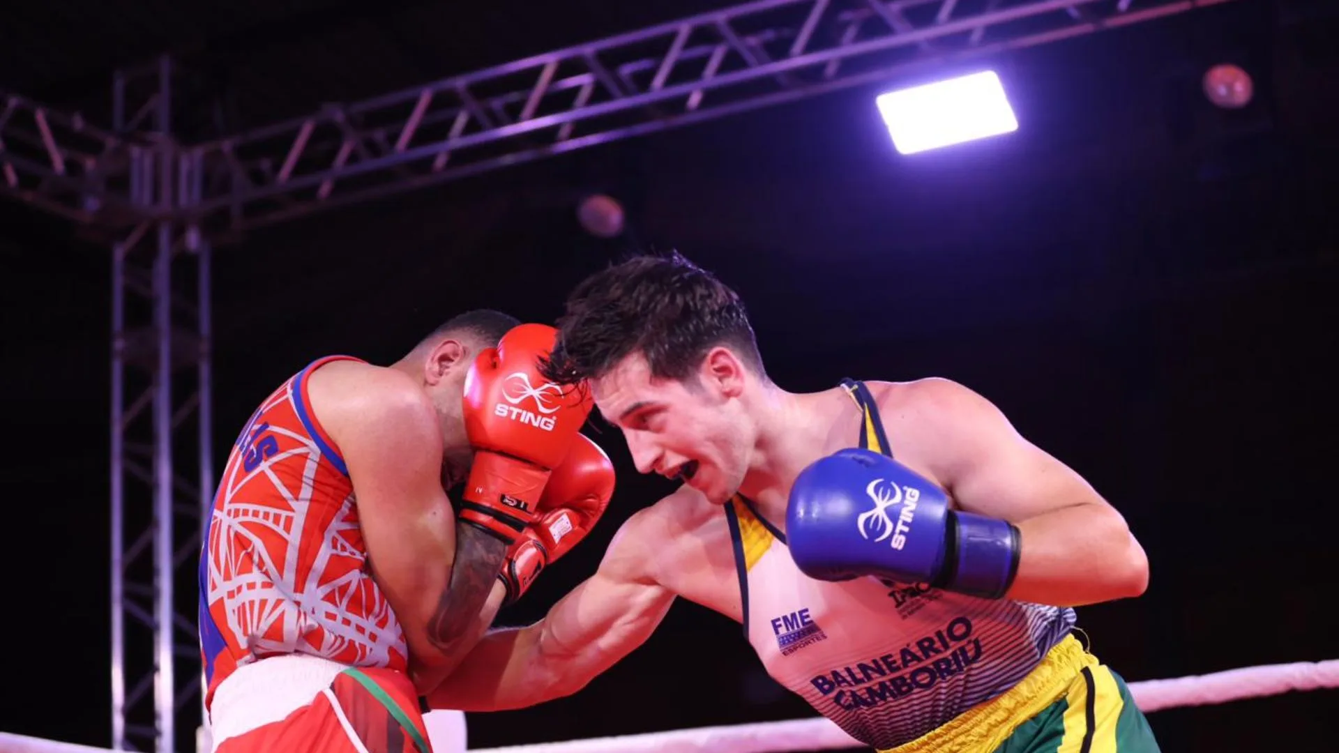 Leonardo Weiss celebra bronze no JASC e projeta futuro no boxe após superar lesão grave | Foto: Arquivo pessoal / Divulgação