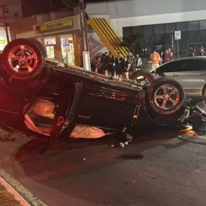 Motorista é preso em flagrante por embriaguez após capotamento
