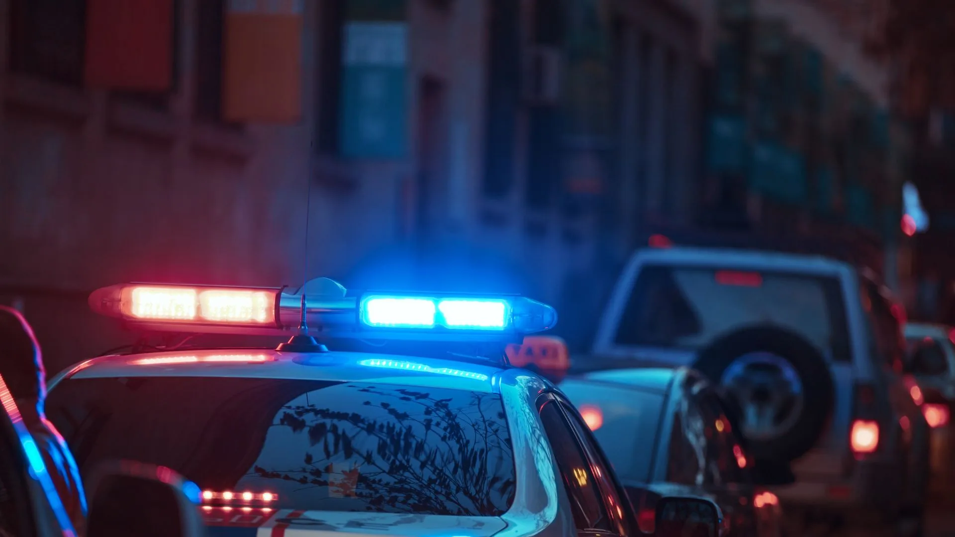 Mulher é presa por sequestrar amante do marido | Foto: Canva | Reprodução