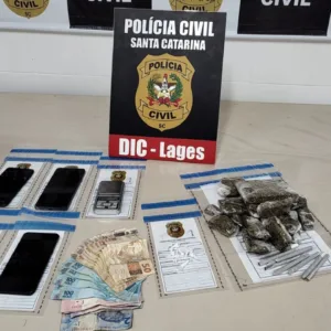 Operação Policial prende 10 investigados por tráfico e apreende drogas