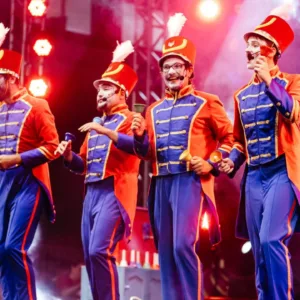 Orquestra de Brinquedos abre a programação do Natal FelizCidade em Lages