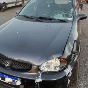 Idosa é atropelada por carro enquanto pilotava bicicleta elétrica na BR-470