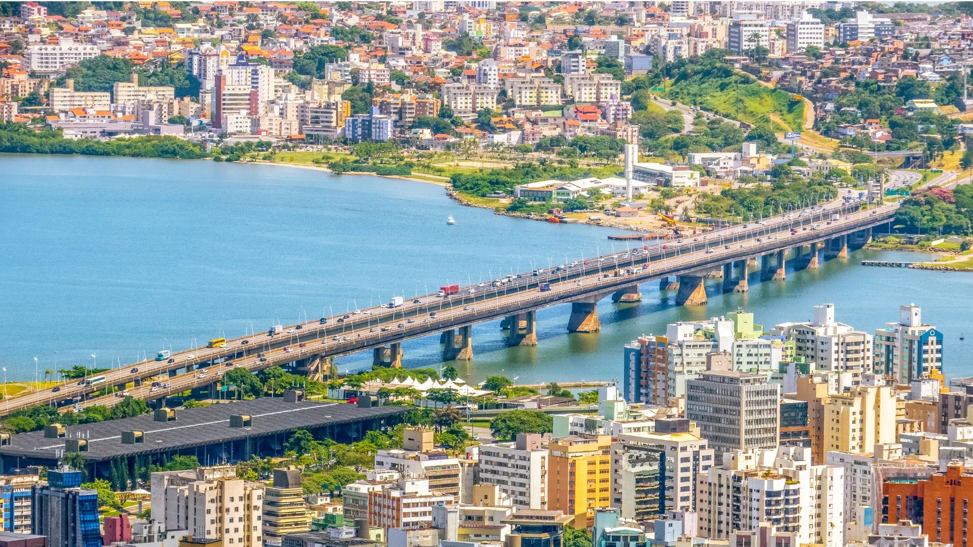 Florianópolis: quando a força da comunidade encontra ambição global | Foto: reprodução / canva 
