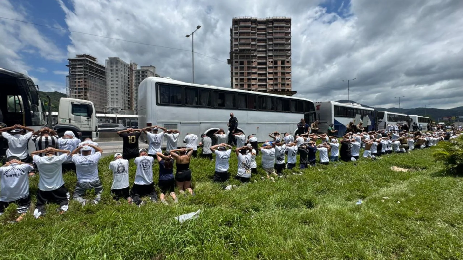 Operação integrada da segurança pública detém torcedores após emboscada em Itapema | Foto: Divulgação / Prefeitura Itapema 