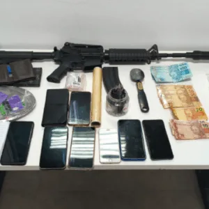 Três pessoas são presas em operação contra o tráfico de drogas em SC | Imagem: PM de SC