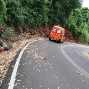 Motociclista é encontrado morto à beira de estrada no interior de SC | Imagem: CBMSC