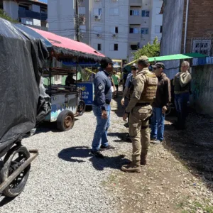 Fiscalização de ordem pública resulta em grandes apreensões nas praias do Norte da Ilha, em Florianópolis - Foto: PM