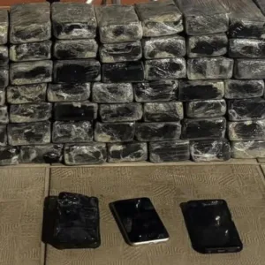 Polícia Militar apreende mais de 100 kg de maconha após perseguição em Lages | Foto: PMSC Lages