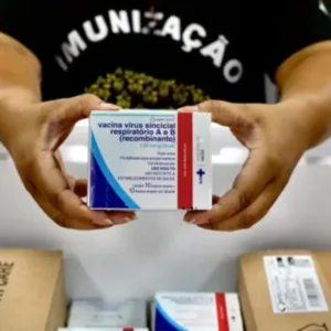 SC recebe vacina contra bronquiolite para gestantes e bebês | Foto: João Risi / Ministério da Saúde