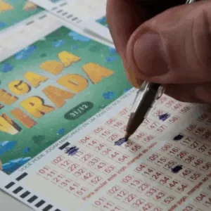 Saiba como funciona o bolão da Caixa para apostar na Mega da Virada 2025