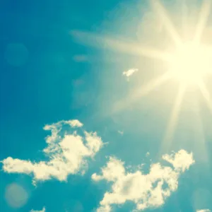 Verão começa com temperaturas próximas aos 35°C em Santa Catarina neste domingo (21)