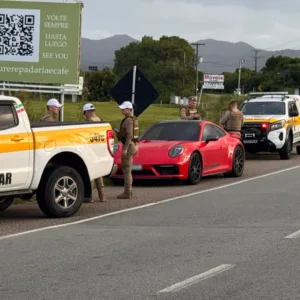 Após sumiço, Porsche de R$ 1,5 milhão é localizado em rodovia de SC