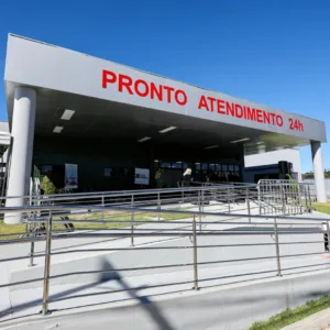  Segundo a Secretaria Municipal de Saúde, o número de atendimentos mais de 50% em Florianópolis