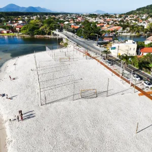 Barra da Lagoa ganha nova prainha | Foto: Andy Puerari/PMF