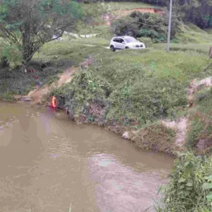 Adolescente de 12 anos é encontrado morto no Rio Imaruí, em São José