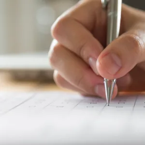 Cidade de SC divulga processo seletivo com salários de quase R$ 20 mil; confira