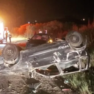 Colisão seguida de capotamento deixa dois feridos na BR-282, em Bom Retiro | Foto: 5º BBM