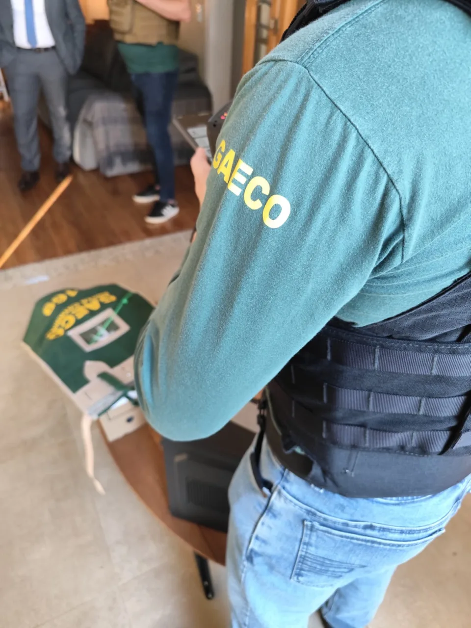 GAECO deflagra operação contra estelionato de idosos e lavagem de dinheiro em SC