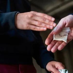 Homem é preso por tráfico de drogas no Centro de Lages após tentativa de ocultar entorpecentes | Imagem ilustrativa