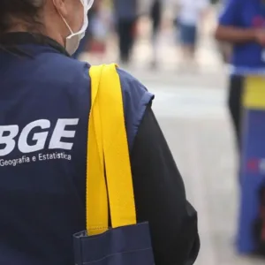 IBGE abre concurso para nível médio com salários de até R$ 4 mil | Imagem ilustrativa