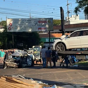 Imagens impressionantes mostram rastros de destruição dapós acidente em Chapecó