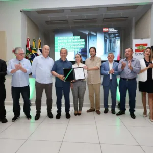 Jorginho Mello autoriza construção de novo presídio em Araranguá