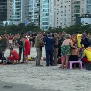 Jovem morre afogado em praia de Balneário Camboriú - Foto: Divulgação/Redes Sociais