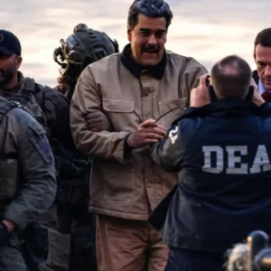 Maduro se declara inocente em audiência após ser detido pela Justiça dos EUA. | Foto: Reprodução/Reuters/Divulgação / SBT News