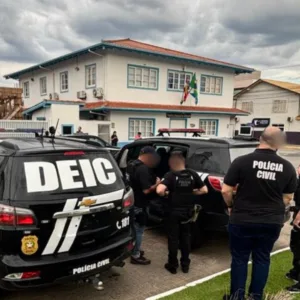 O que é a 'Operação Coleta Seletiva' que levou à prisão do prefeito de Garopaba - DEIC/PCSC