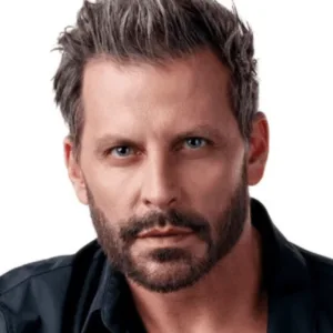 O que fazer em caso de convulsão, como a sofrida por Henri Castelli | Foto: Reprodução/Redes sociais