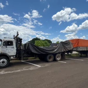 Operação apreende R$ 1 milhão em mercadoria contrabandeada, em São Miguel do Oeste | Foto: PMSC