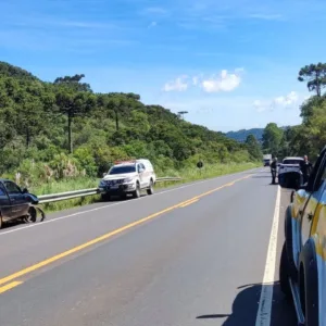 Polícia Militar Rodoviária recupera veículo e objetos furtados na SC-114, em Painel | Foto: PMRv Serra