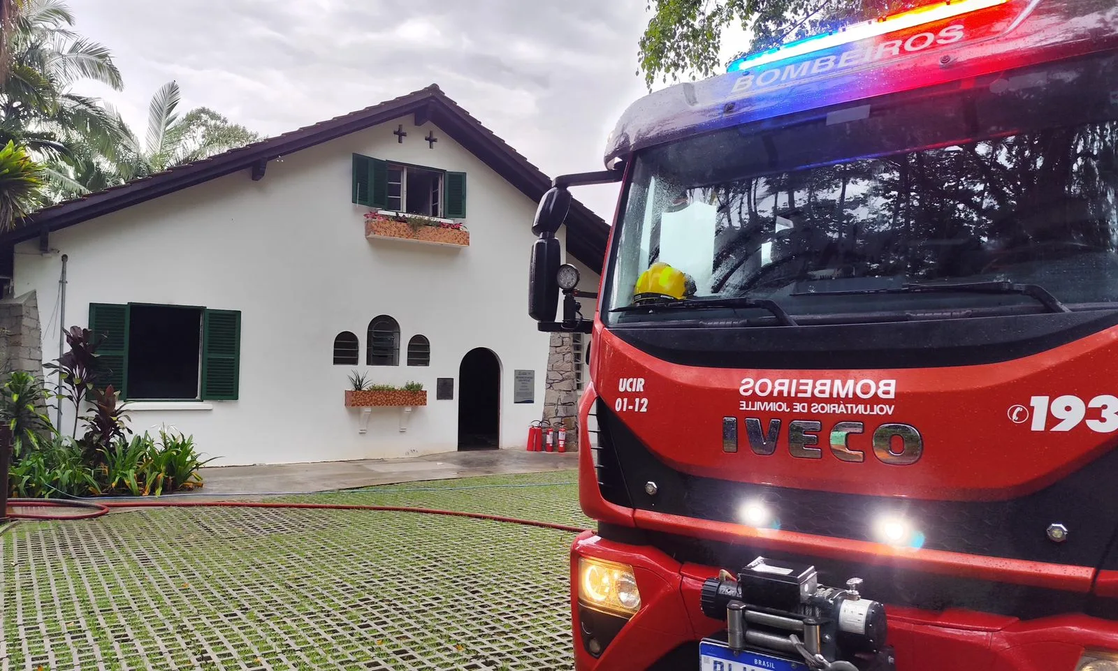 Princípio de incêndio atinge sala de museu em Joinville
