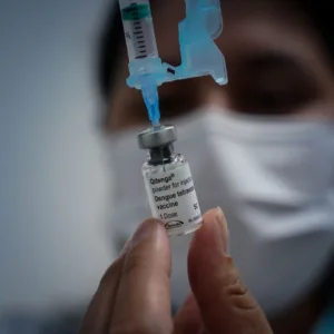 SC amplia vacinação contra a dengue para adolescentes; veja orientações