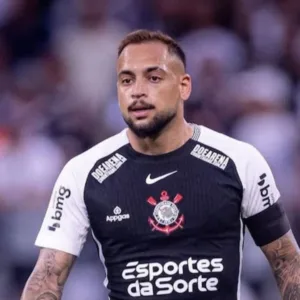 Shakhtar define venda de Maycon ao Atlético-MG após impasse com o Corinthians